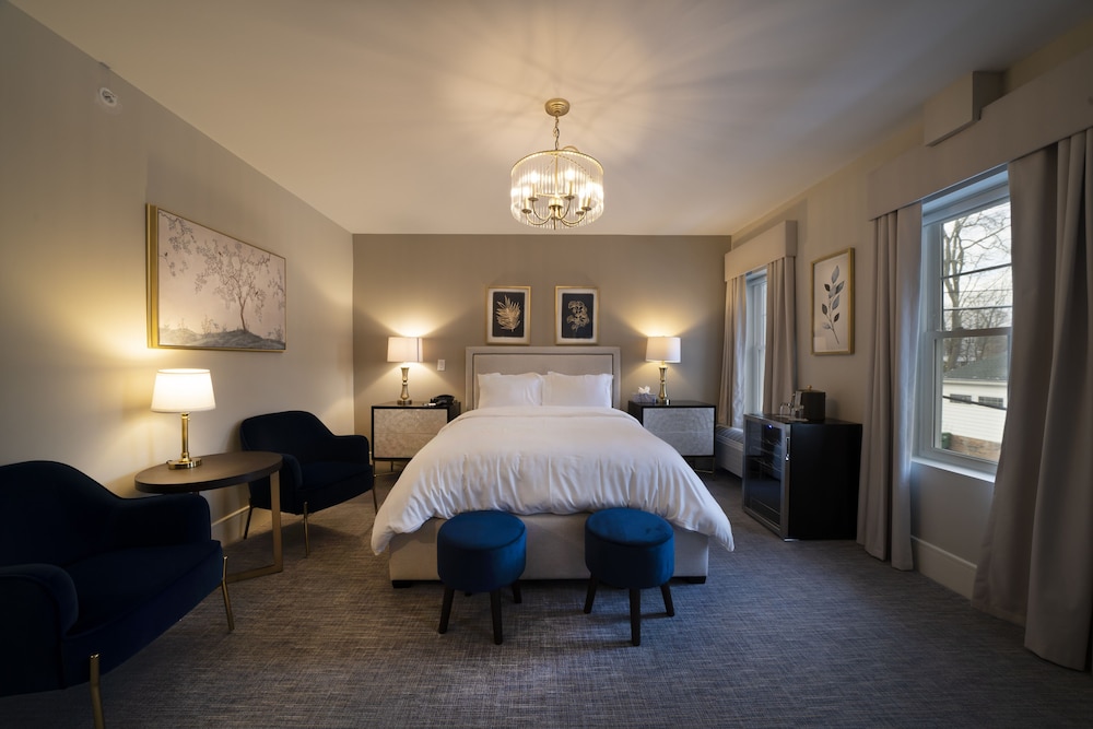 The Orange Inn Boutique Hotel - photo 11