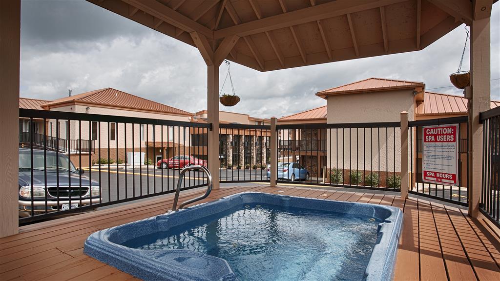 Best Western Center Pointe Inn - photo 7