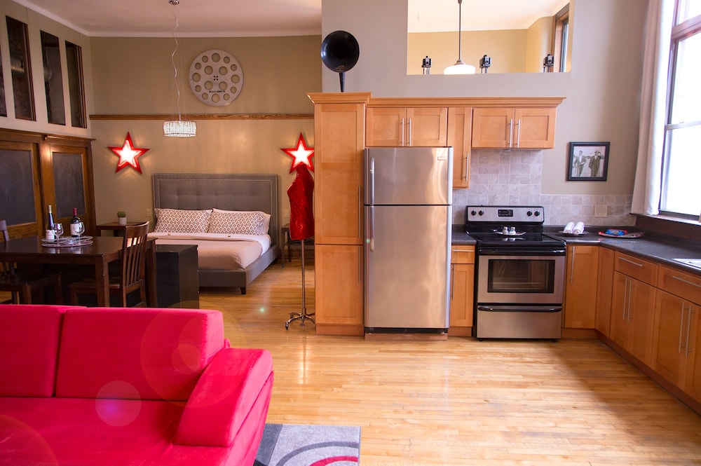 School 31 Lofts at Colors Studios - photo 41