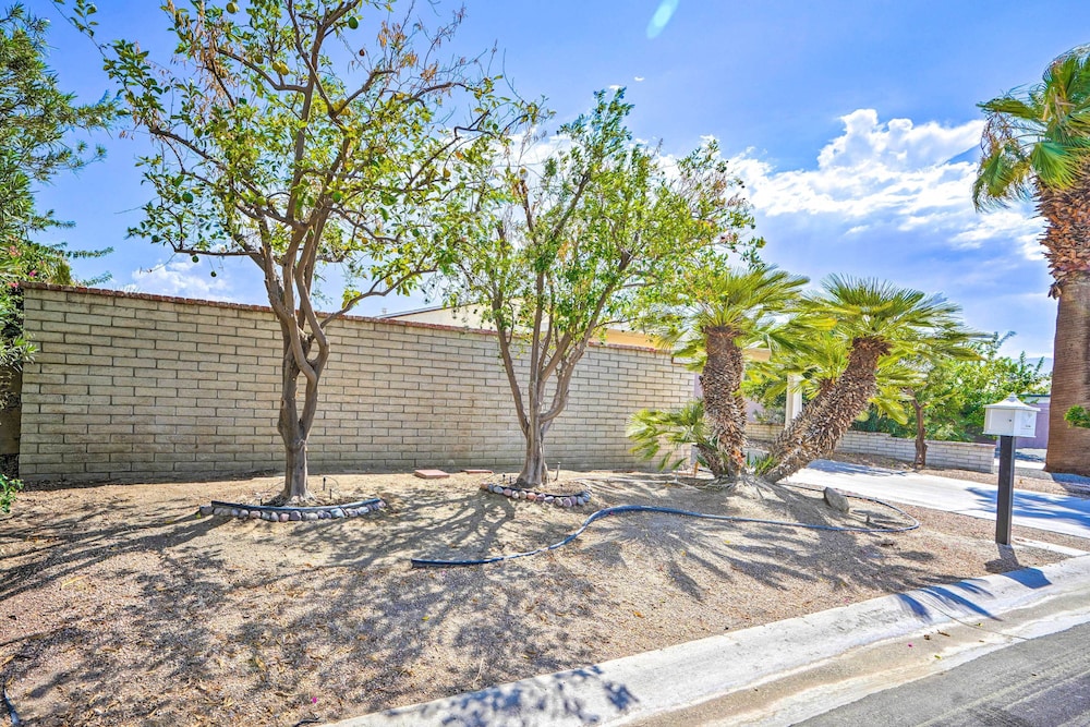 Sun dappled Palm Desert Retreat w Pool & Spa - photo 22