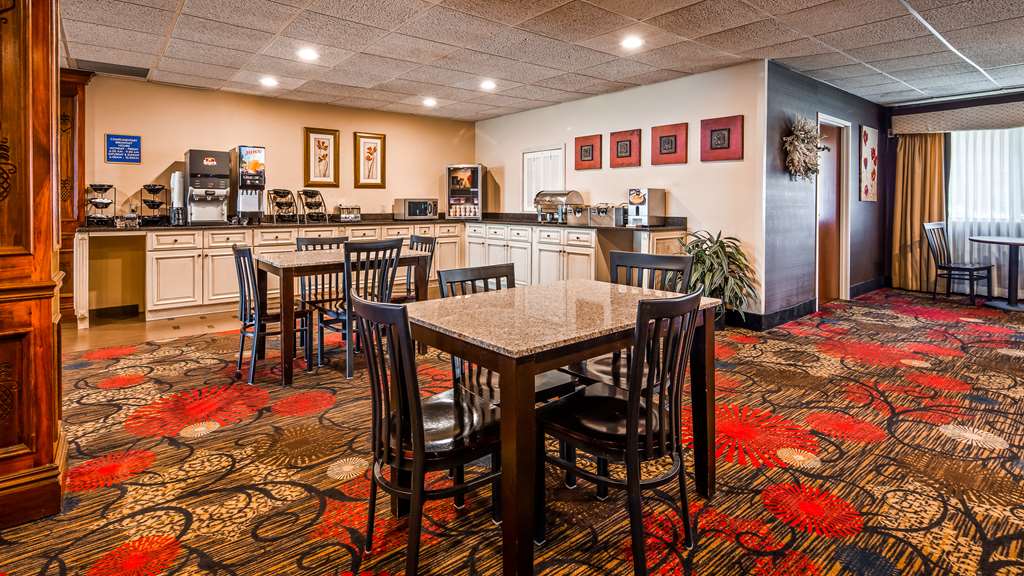 Best Western Plus Brandywine Inn & Suites - photo 10