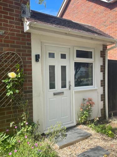 Studio 40 cosy compact space in quiet location in Seaford — 4-Star Luxury Hotel in Seaford, United Kingdom