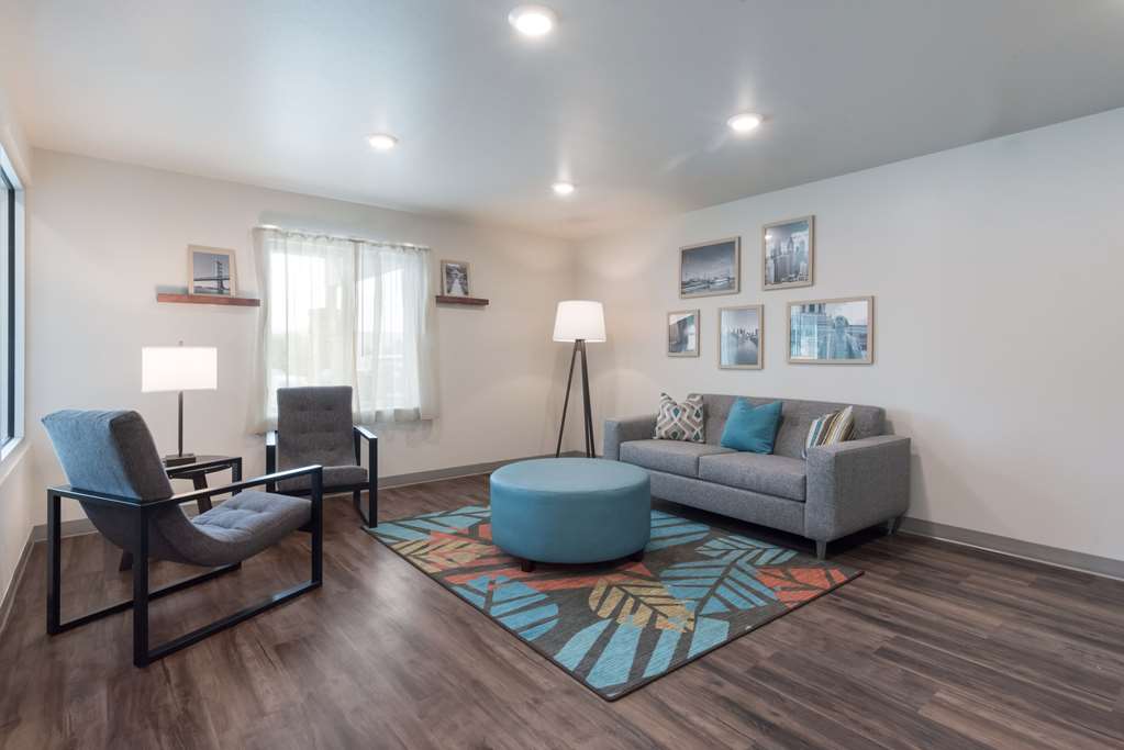 Woodspring Suites Philadelphia Northeast - photo 4