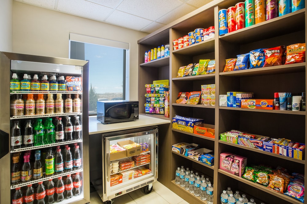 Holiday Inn Express & Suites Cedar City by IHG - photo 33