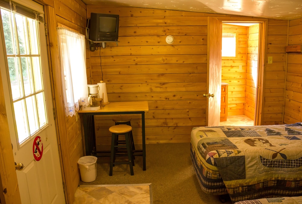 Midnight Sun Log Cabins - photo 63