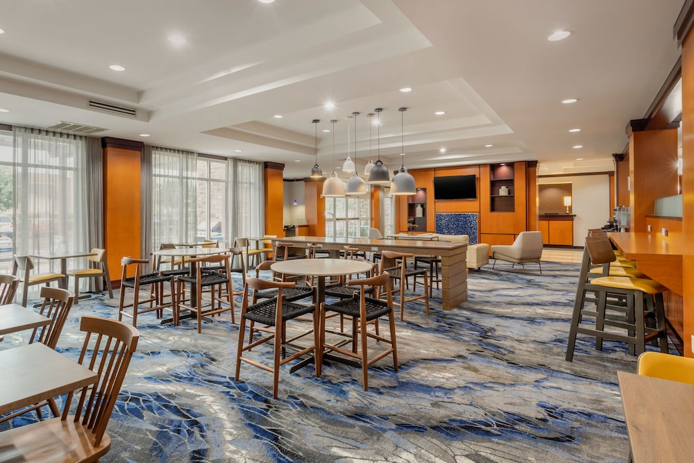 Fairfield Inn & Suites by Marriott Houston Conroe Woodlands - photo 23