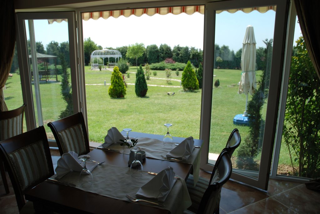 Erkanli Country Resort Spa Riding Club — Silivri