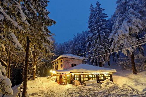 Rifugio del Firenze Ninfa in Sestola, Italy