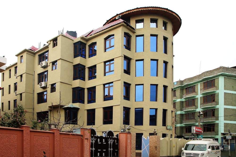 Hotel Centre Point - last minute hotel in Srinagar