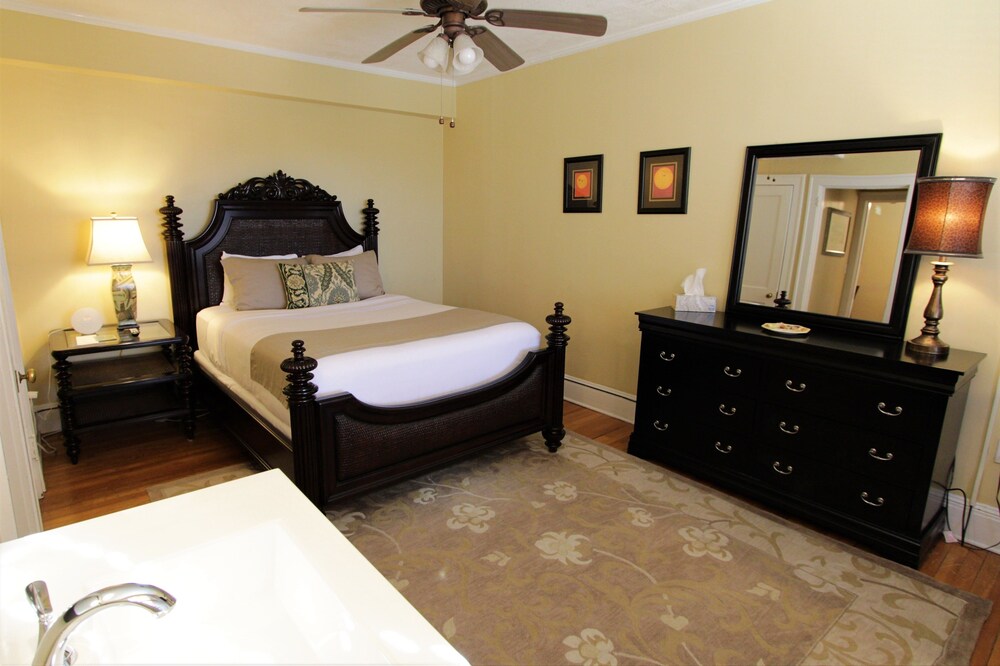 Princess Anne Boutique Hotel - photo 6