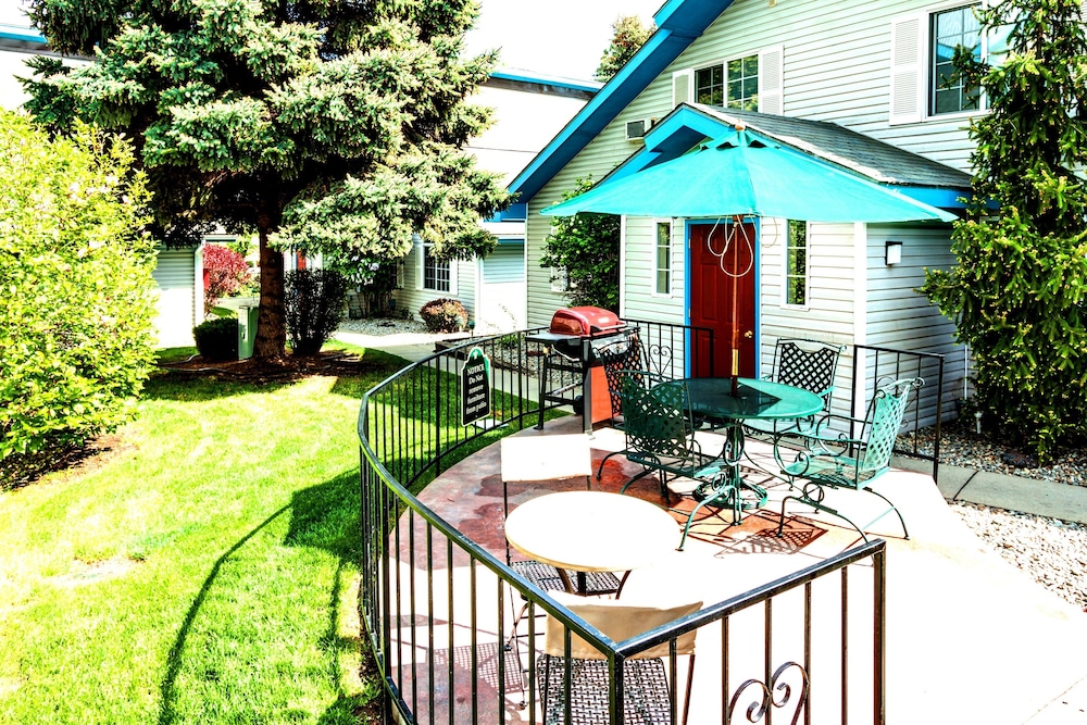Turning Leaf Townhome Suites Spokane - photo 16