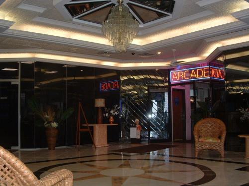 Bal Harbour Hotels - photo 35