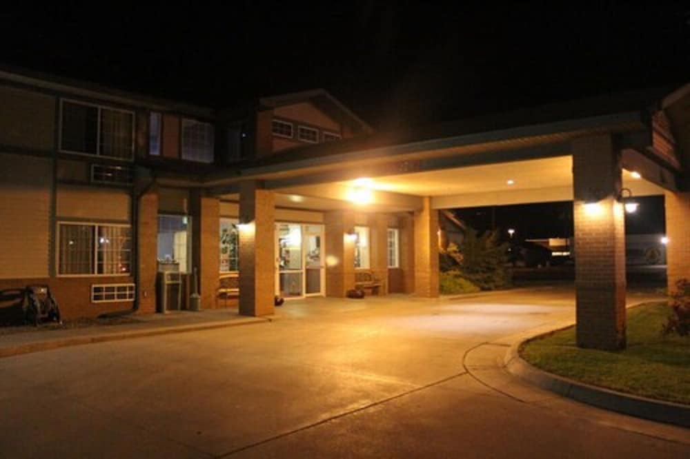 Garden City Inn - photo 16