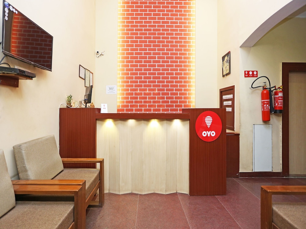 OYO 7859 Hotel Gurukripa — hotel in Raipur