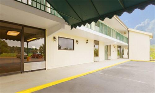 Americas Best Value Inn Tillmans Corner Mobile - photo 22