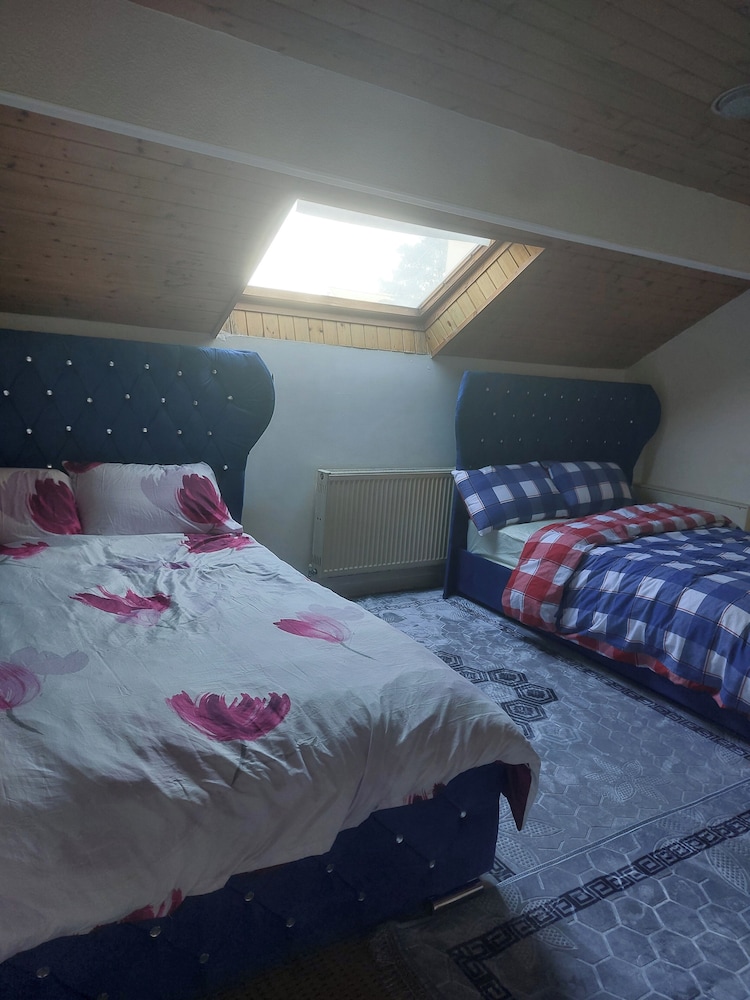 Welsh Mountain Retreat With Studio Flat — Caernarfon — photo 4