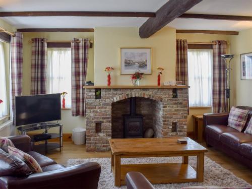 Captains Cottage E3643