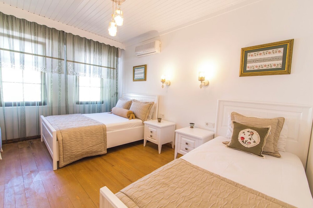 Bozcaada Butik Pansiyon — Bozcaada