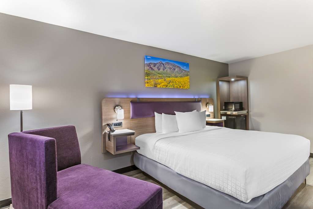 Best Western Sunland Park Inn - photo 24