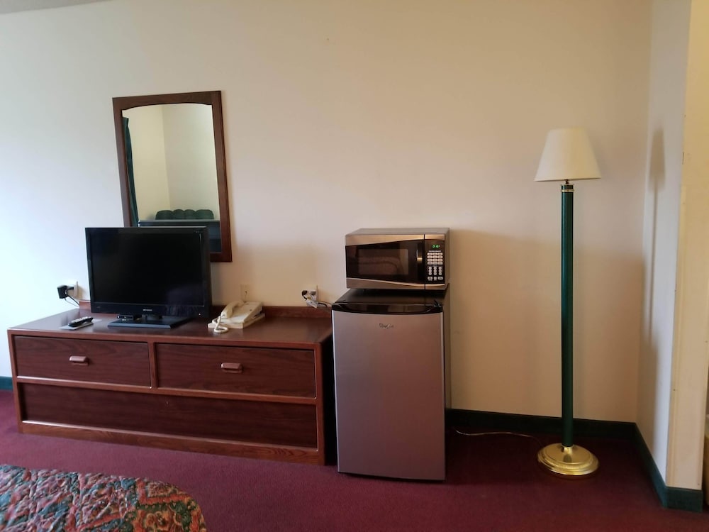Bilmar Inn & Suites Dell Rapids Near Sioux Falls - photo 75