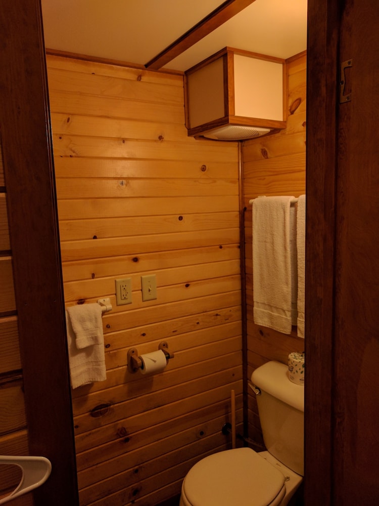Emerald Forest Cabins - photo 109