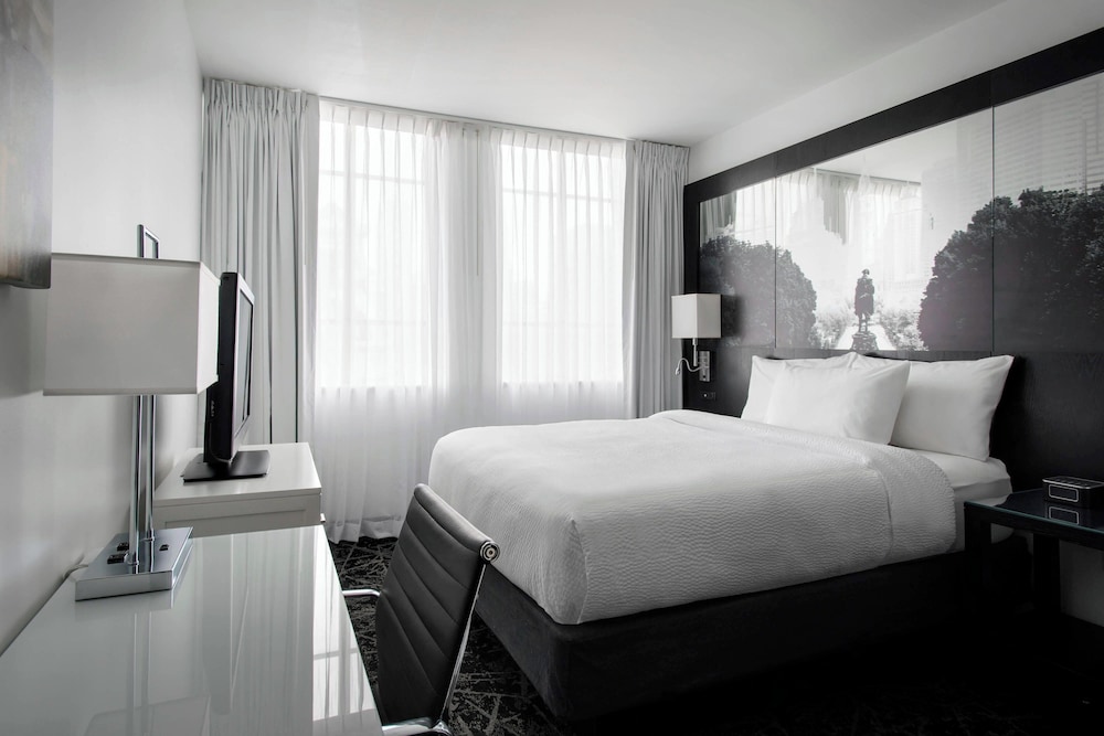 Residence Inn Philadelphia Center City - photo 8