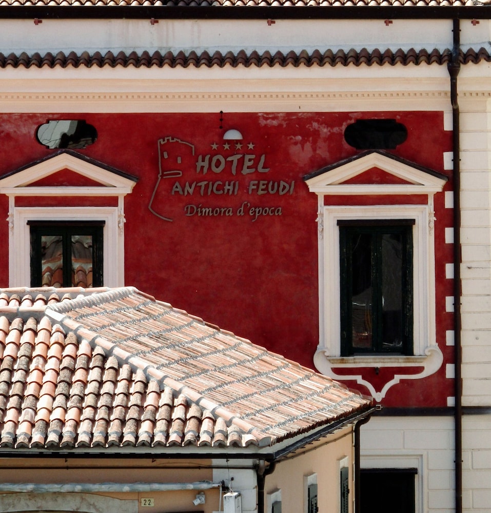 Antichi Feudi Dimora D'Epoca — hotel in Teggiano-Macchiaroli