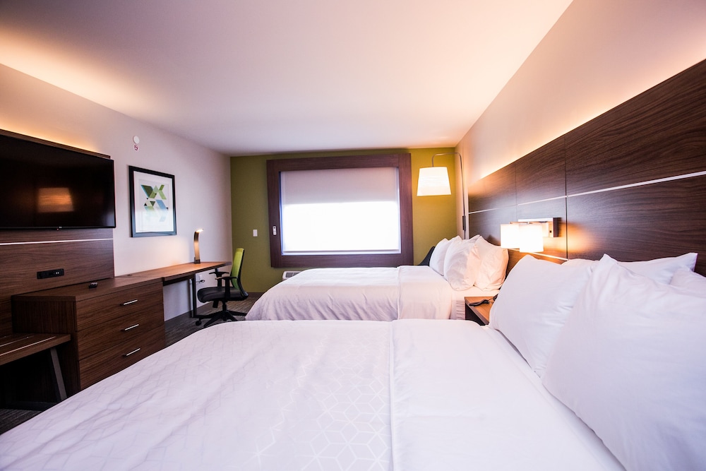 Holiday Inn Express & Suites Rehoboth Beach by IHG - photo 13