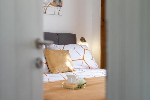 Amazing sea view apartment Romantica — Kastel Stafilic — photo 3