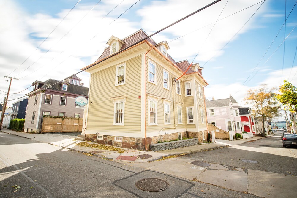 The Newport Inn - photo 64