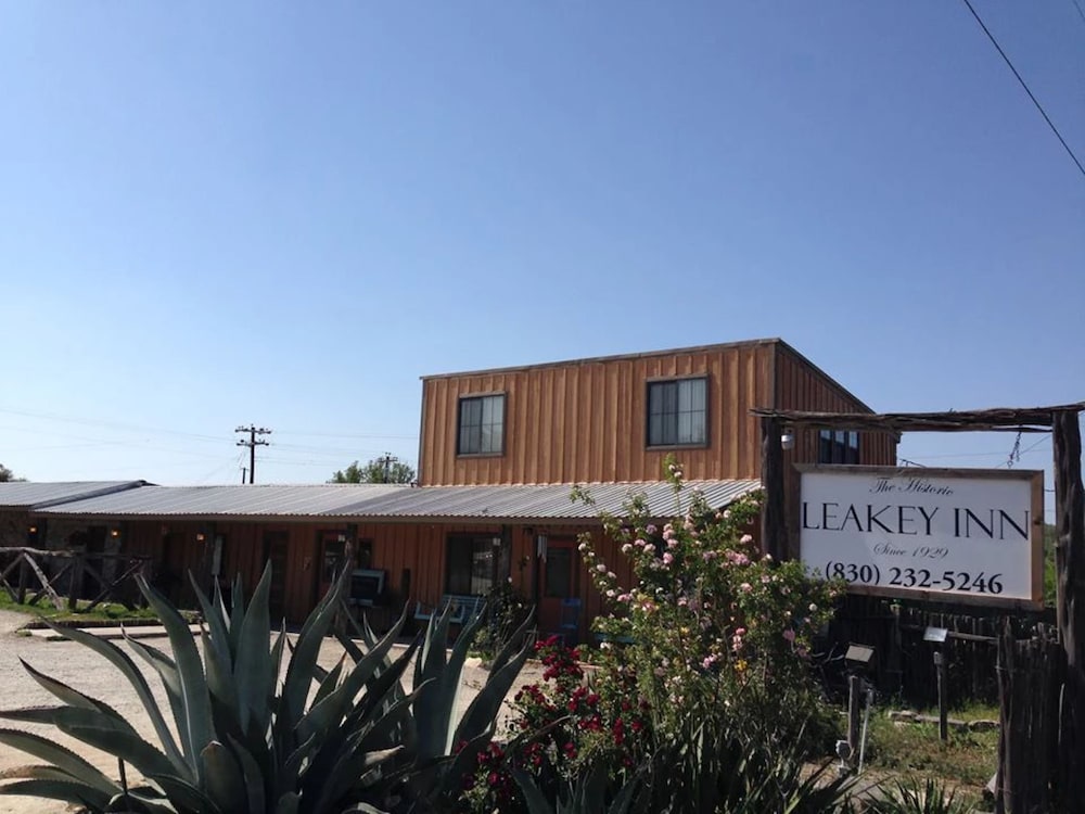 The Leakey Inn by CMD - photo 104