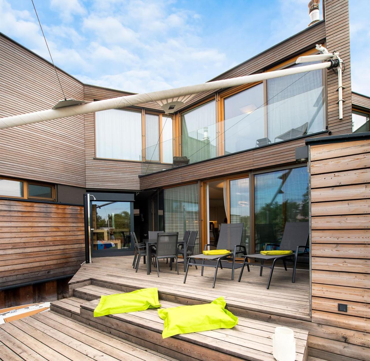 Seehaus Seezeit Am Hafen — hotel in Neusiedl Am See