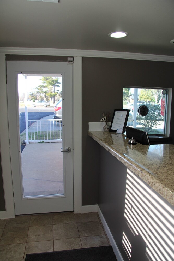 Travelers Inn And Suites - photo 26