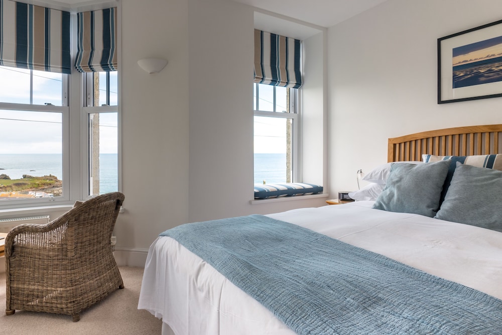 West by Five - carbon neutral hotel in St Ives