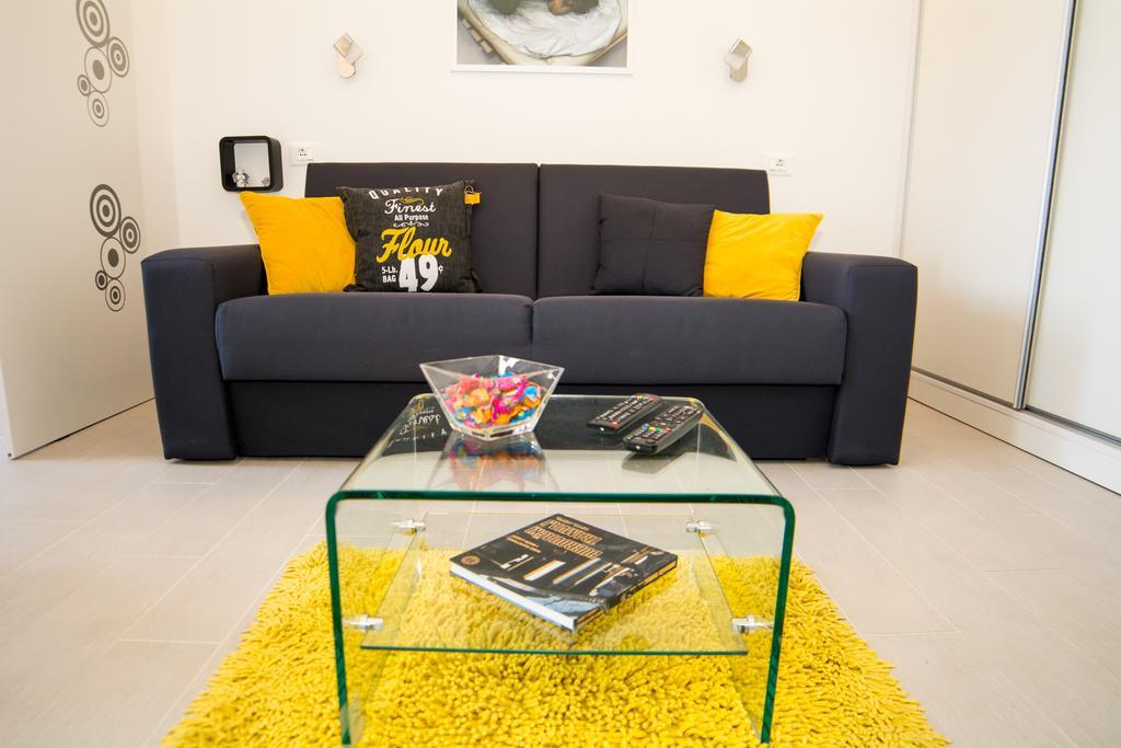 Apartment Simple