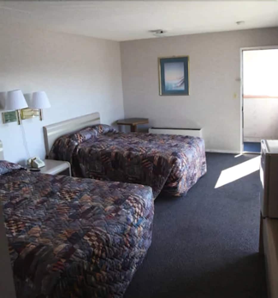 Seatac Inn - photo 16