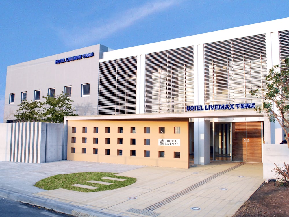 Hotel Livemax Chiba Mihama in Chiba, Japan