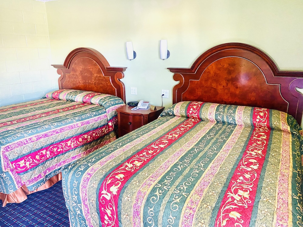 A Fisher's Inn Motel - photo 10