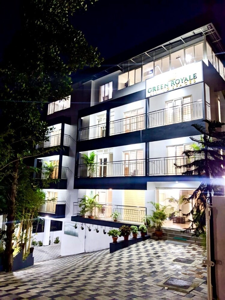 Green Royale Living Spaces Luxury Serviced Apartments — 4-Star Luxury Hotel in Thiruvananthapuram, India