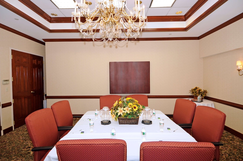 Hampton Inn Alexandria Old Town King St. Metro - photo 34