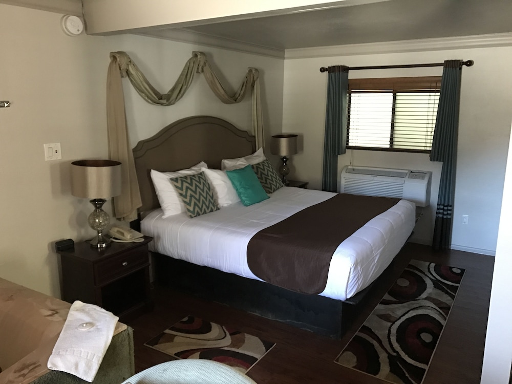 Oak Creek Terrace Resort - photo 30