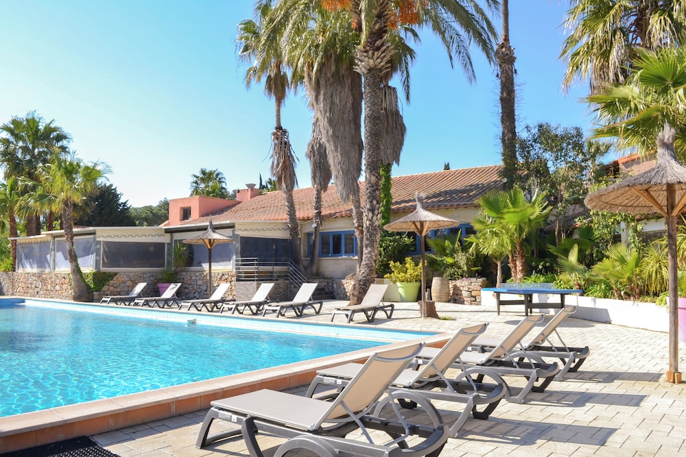 Malibu Village — hotel in Canet-En-Roussillon