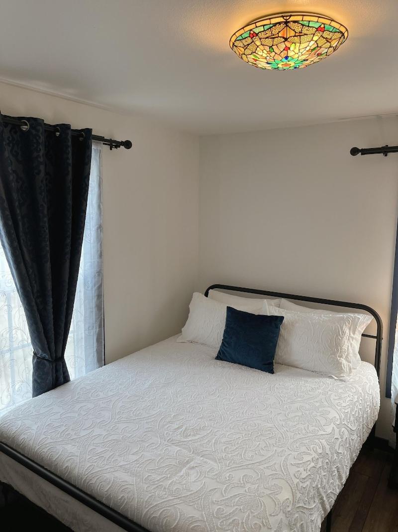 Hyland Hotel - photo 21