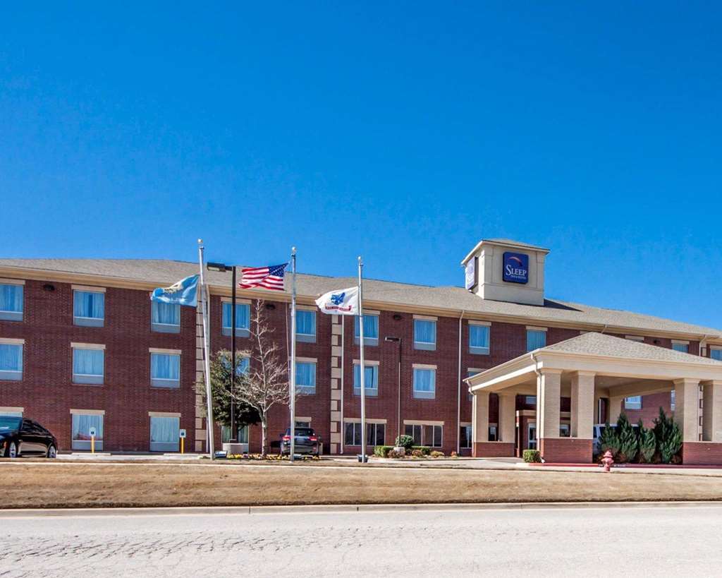 Sleep Inn & Suites Lawton Near Fort Sill - photo 2
