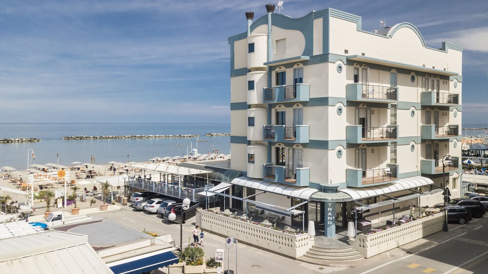 Strand - carbon neutral hotel in Rimini