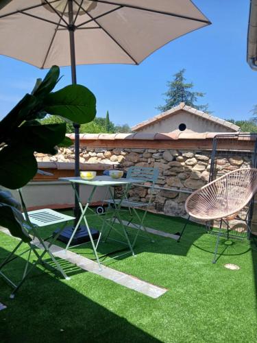 La Dolce Vita Clim et Jardin — hotel in Saint-Privat-Des-Vieux