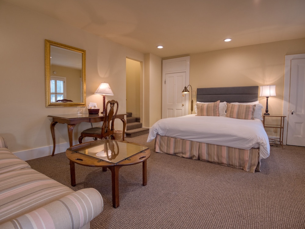 The Upham Hotel - photo 16