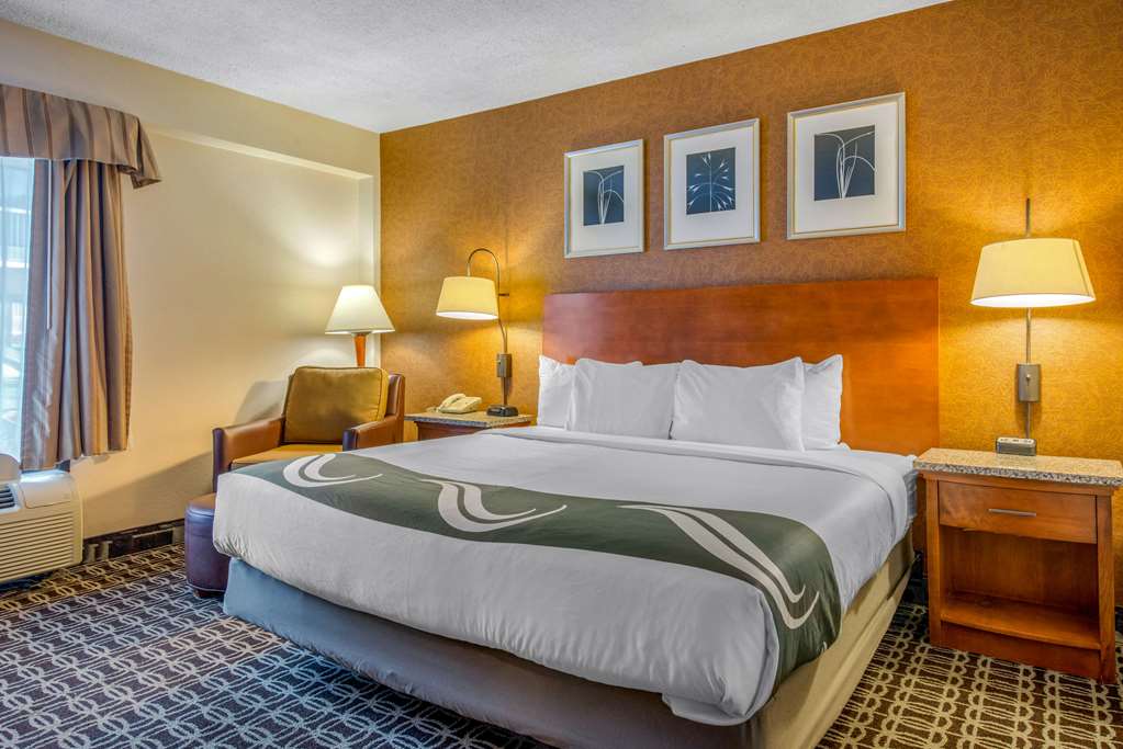 Quality Inn Savannah Historic District - photo 10