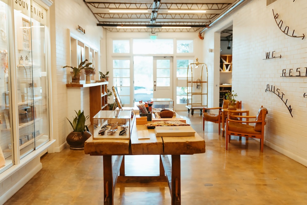 The Carpenter Hotel - photo 36