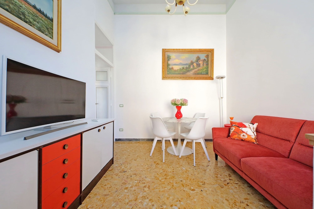 4BNB Monteverde Chic & Comfort — 4-Star Luxury Hotel in Rome, Italy